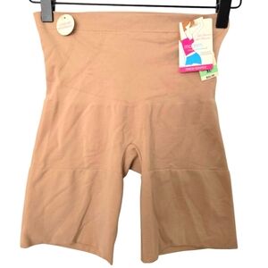 NWT Modern Movements Women's Tan Shorts Size XL